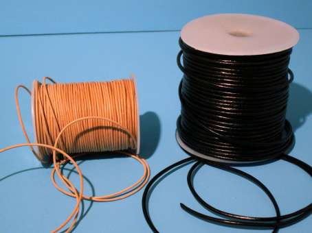 Lederband 2 mm, 5 m, schwarz SPEZIALBESTELLUNG